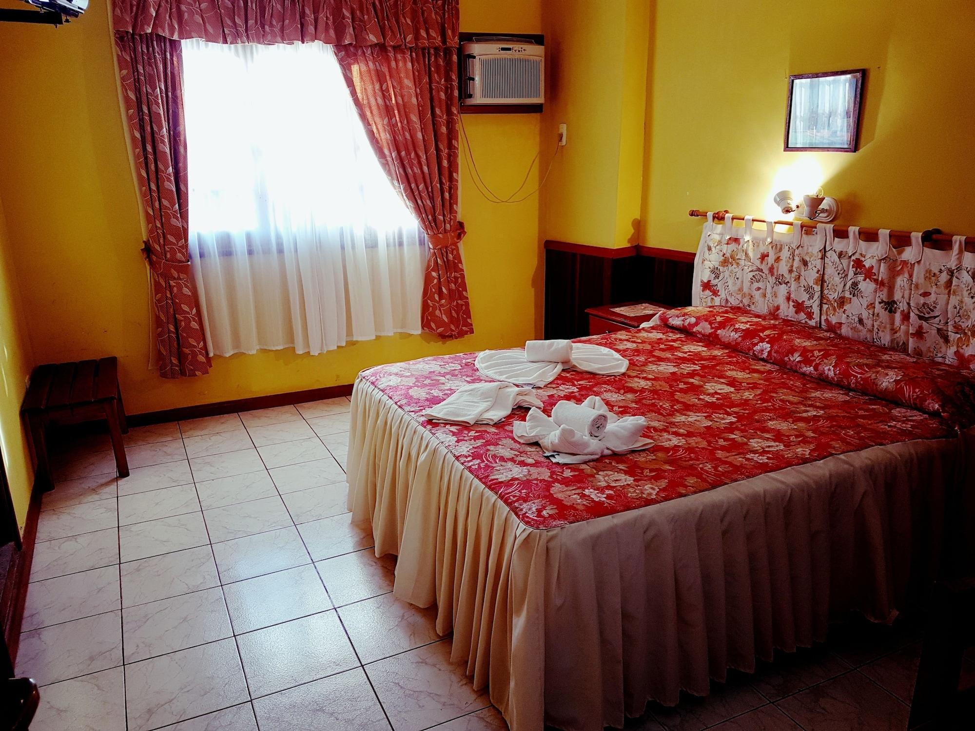 Hosteria Los Helechos Puerto Iguazú Kültér fotó